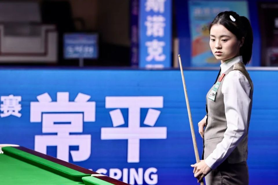 他接连呼出 他接连呼出