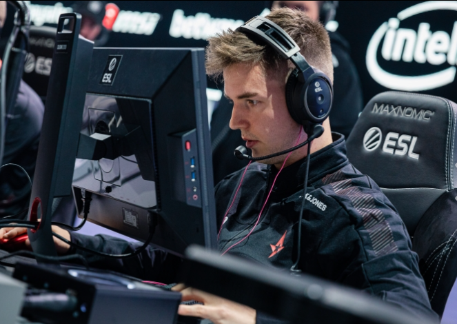 强大的技战 强大的技战