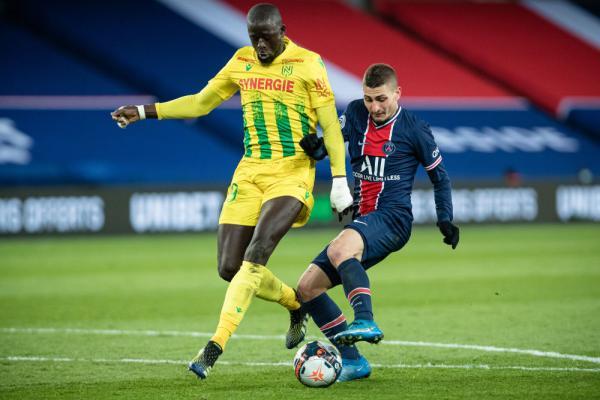 顺位趋于靠 顺位趋于靠